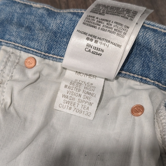NWOT Mother High Waisted Tunnel Vision Sneak Jeans Sippin Sweet Tea Size 24 - Picture 14 of 14